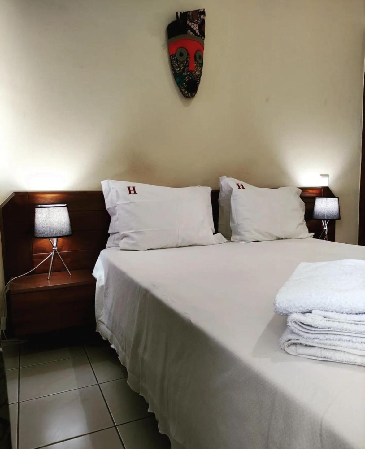 Hotel Central Сан-Томе Экстерьер фото